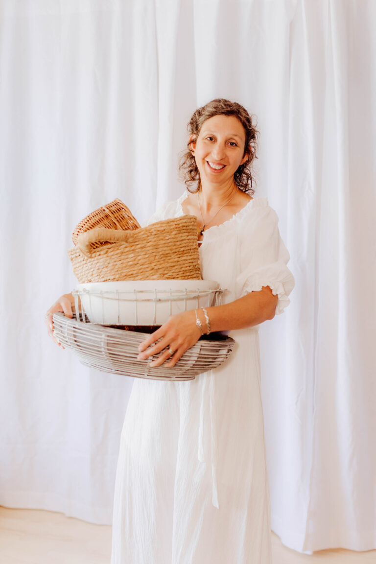 Zoe in the studio By Wildwood Photography 8 768x1152