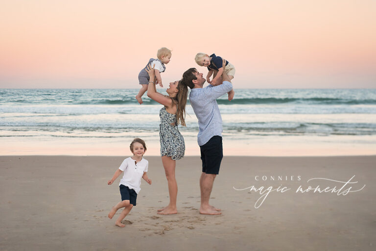 beach family photographer gold coast 768x512