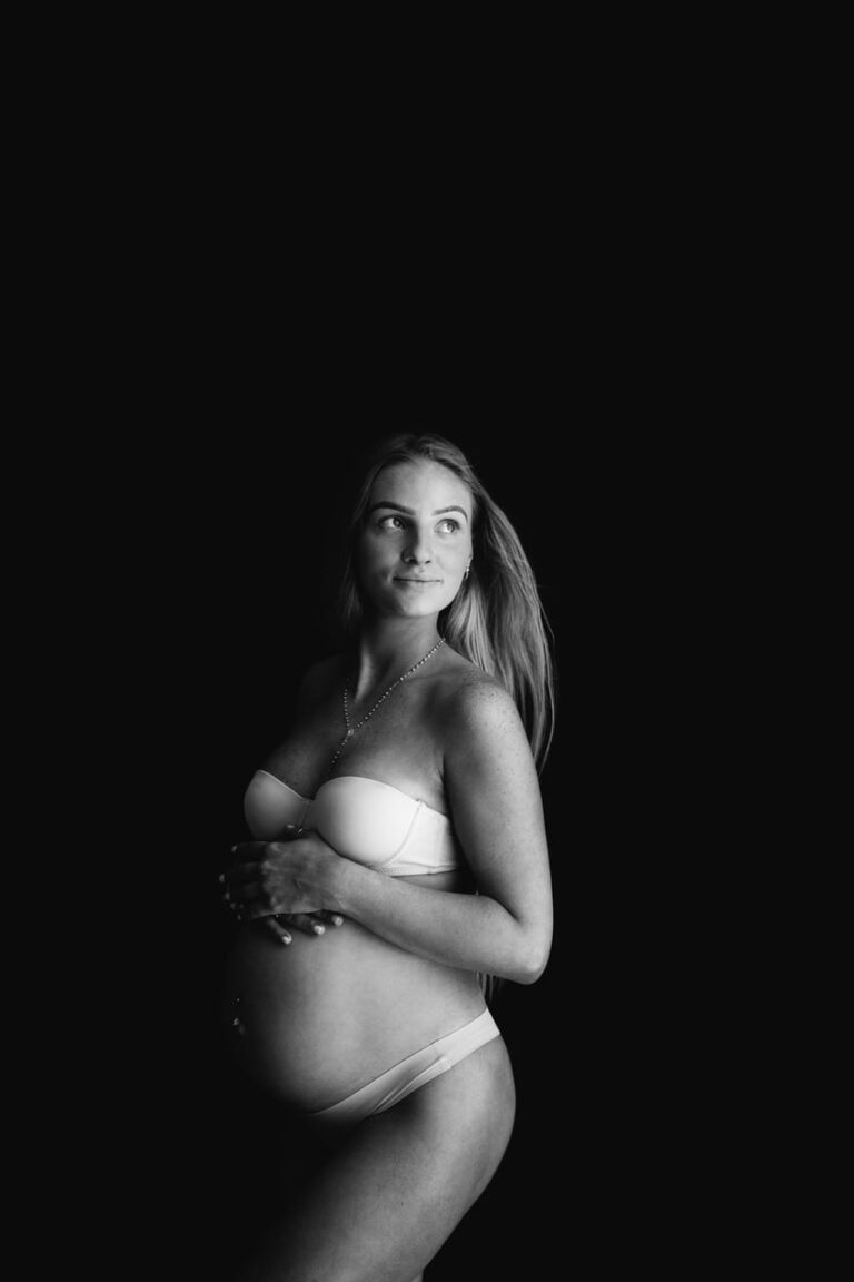 Best Sydney Maternity Photographer Cherry on Top Photography 1 768x1152