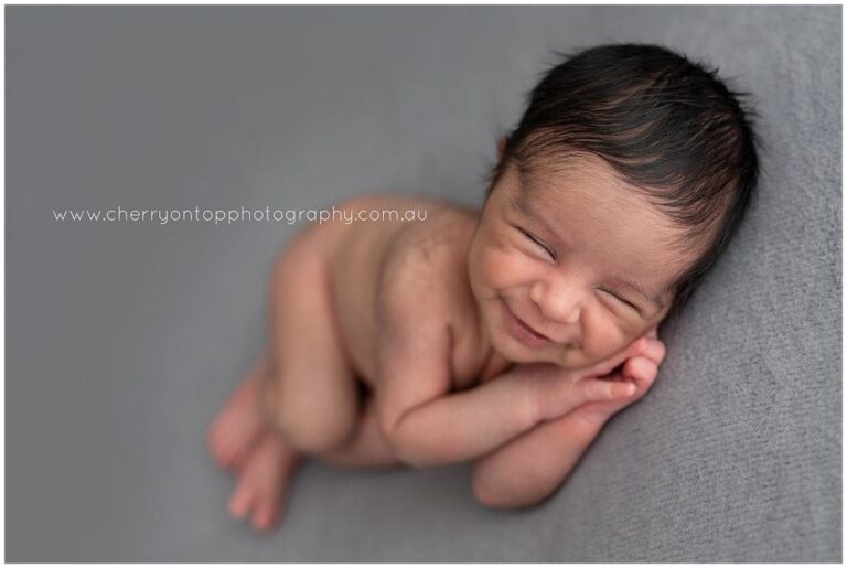 newborn photography sydney hills district 0108 768x515