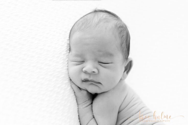 Bree Hulme Photography voted by BabyInfo as one of the Top 10 Sydney Newborn Photographers 011 768x512